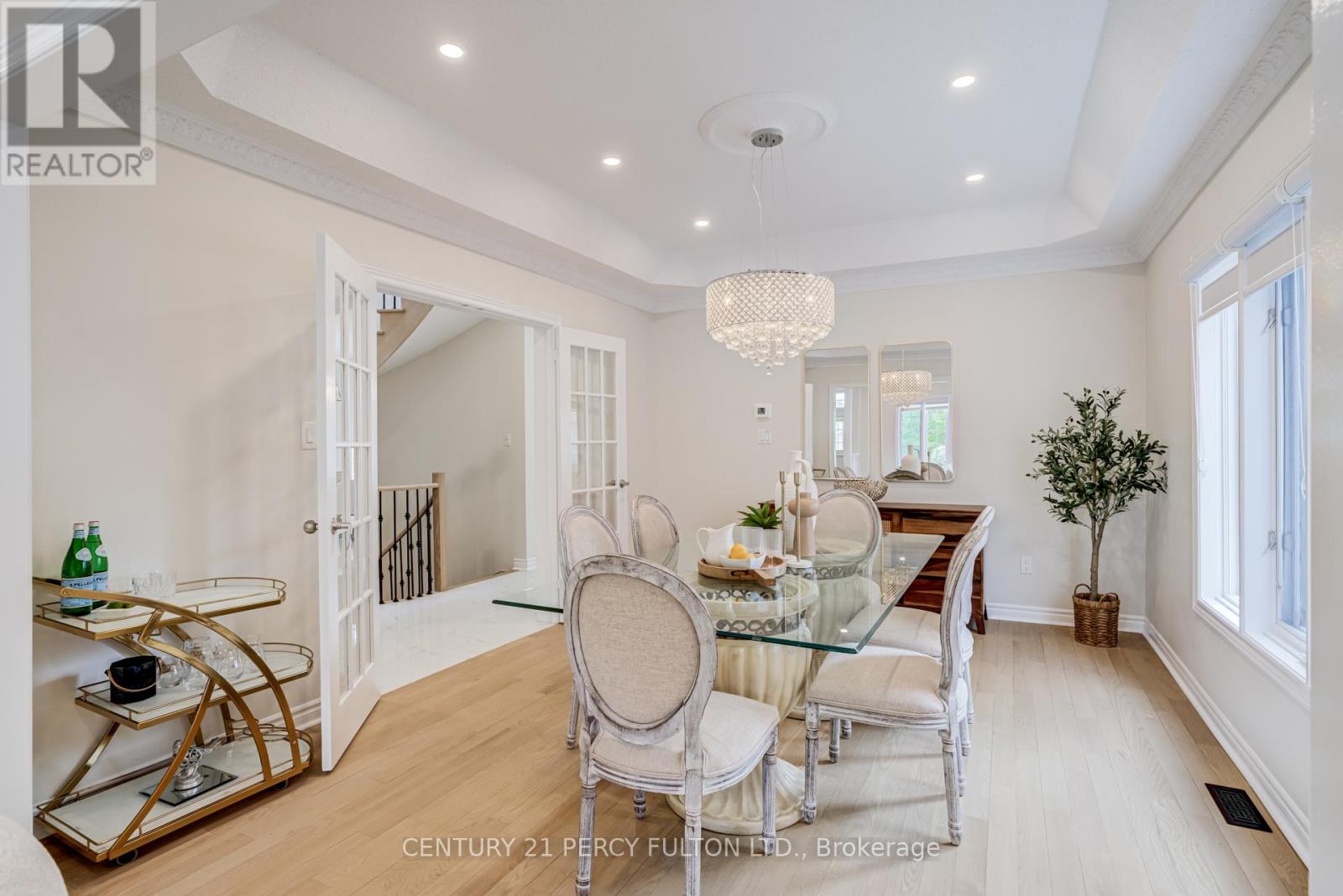 118 Village Gate Drive, Markham, Ontario  L6C 1W5 - Photo 10 - N13634100
