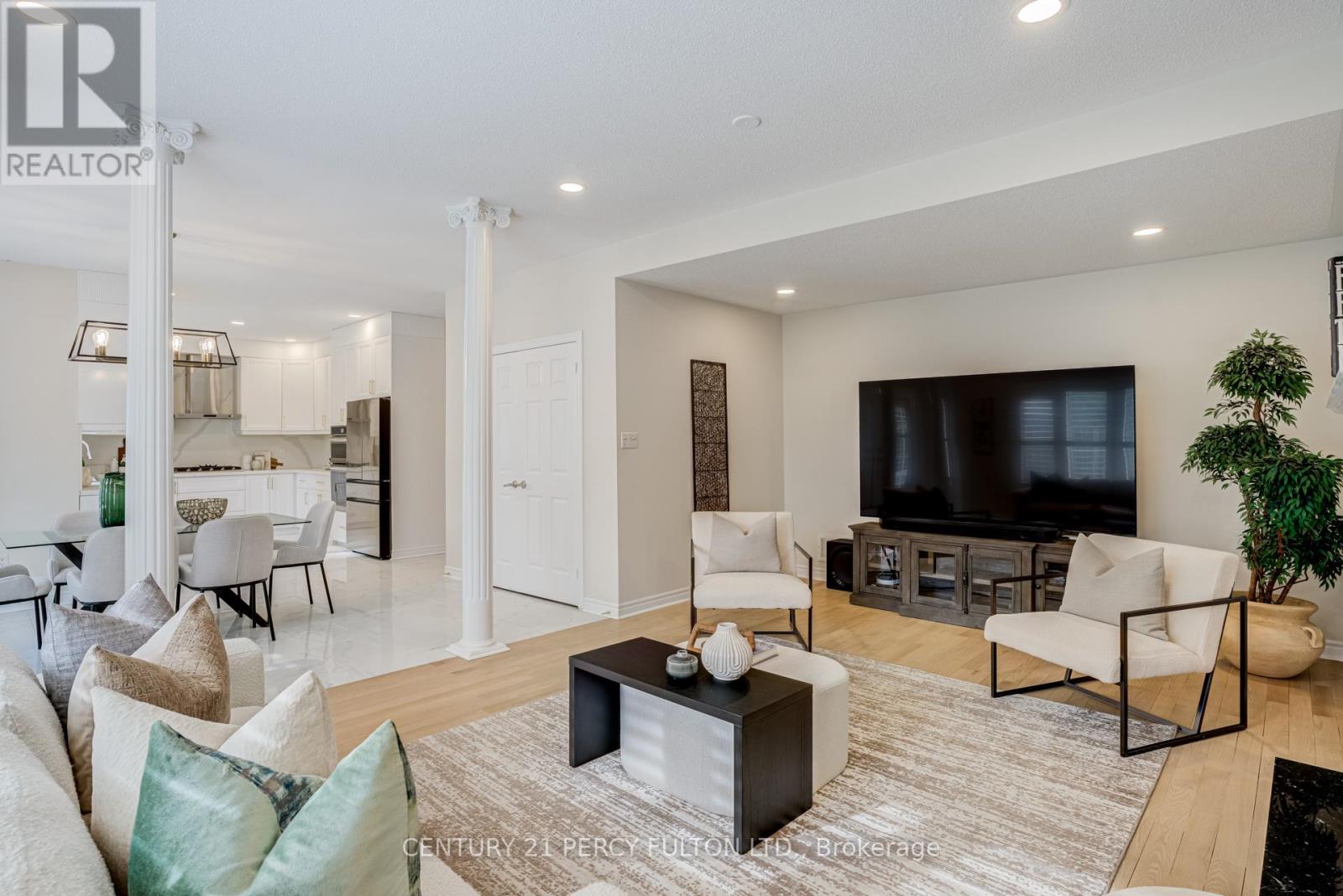 118 Village Gate Drive, Markham, Ontario  L6C 1W5 - Photo 19 - N13634100