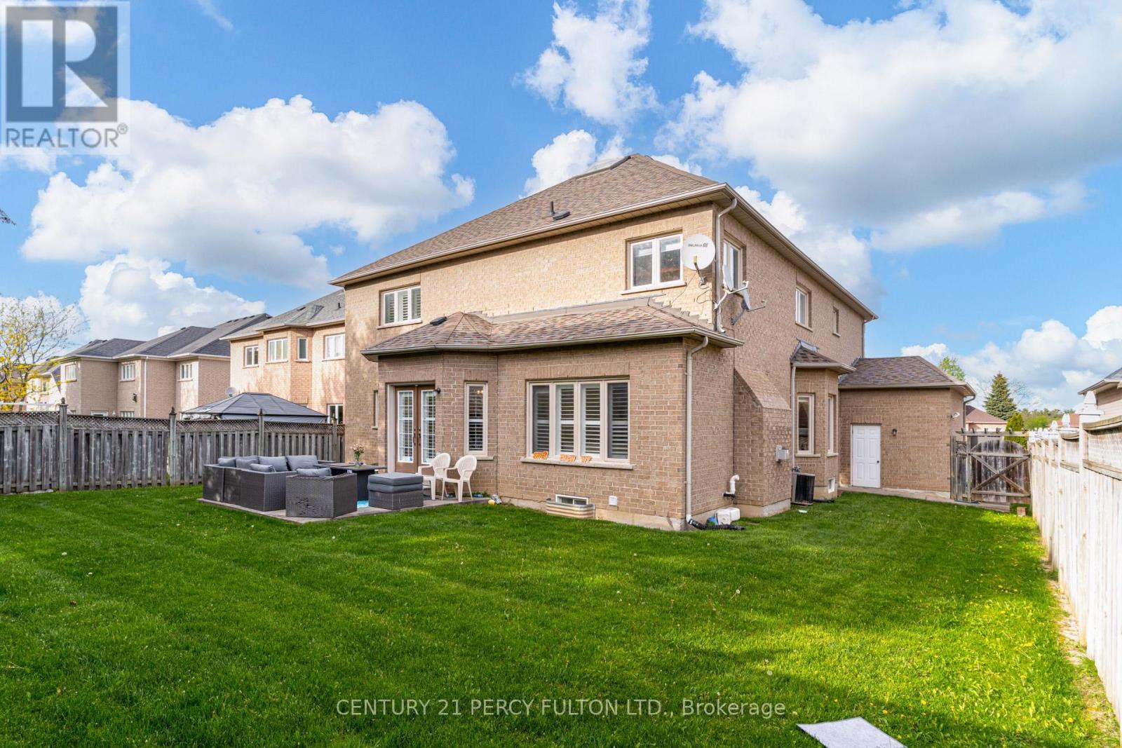 118 Village Gate Drive, Markham, Ontario  L6C 1W5 - Photo 47 - N13634100