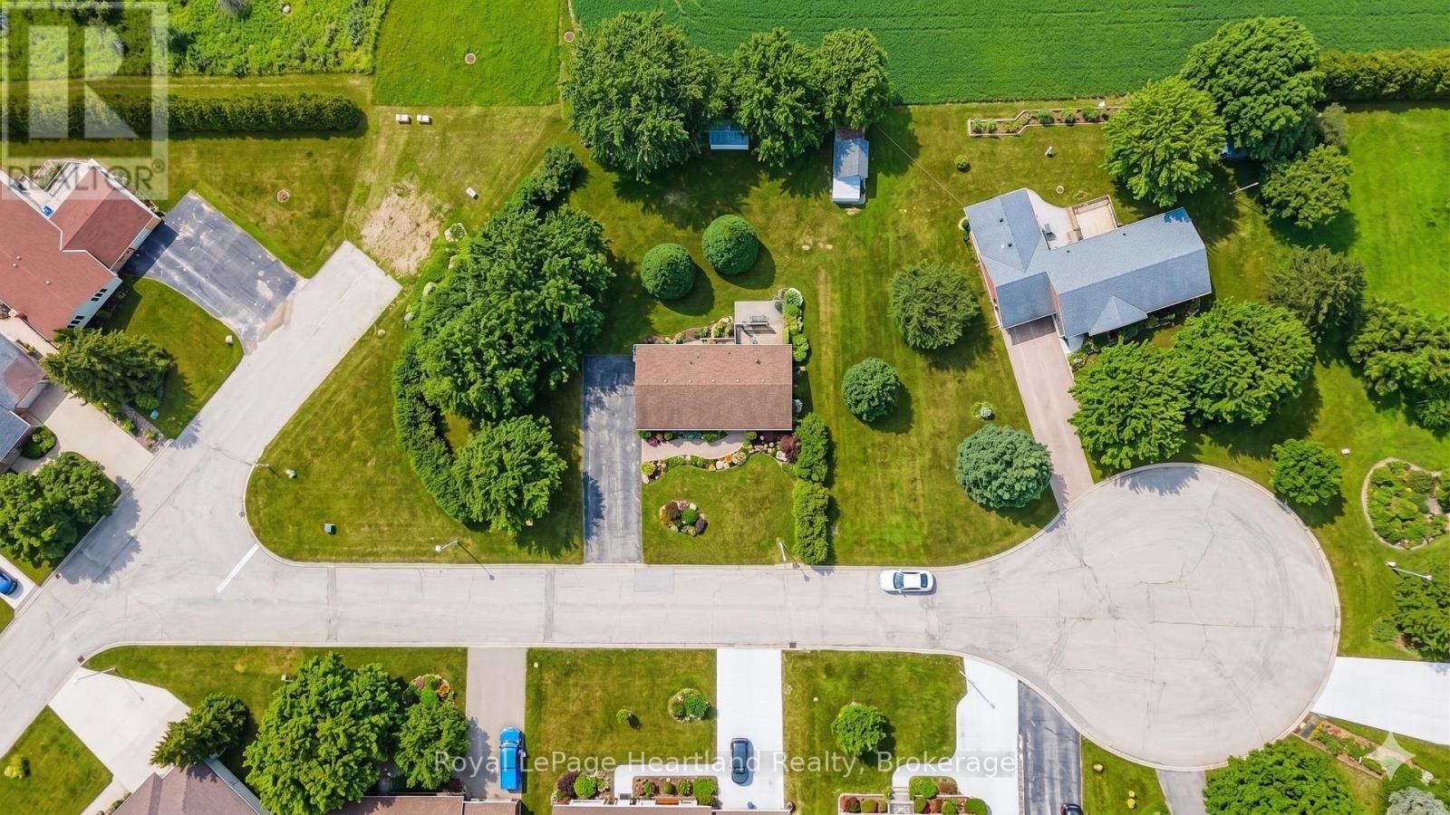 284 Manor Road, North Huron (Wingham), Ontario  N0G 2W0 - Photo 3 - X13634010
