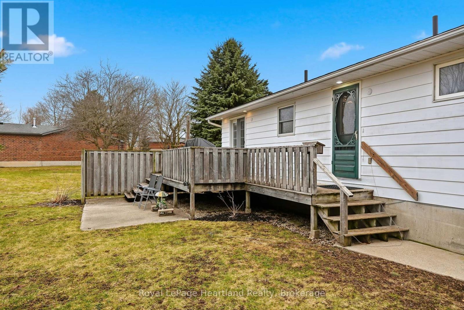284 Manor Road, North Huron (Wingham), Ontario  N0G 2W0 - Photo 36 - X13634010