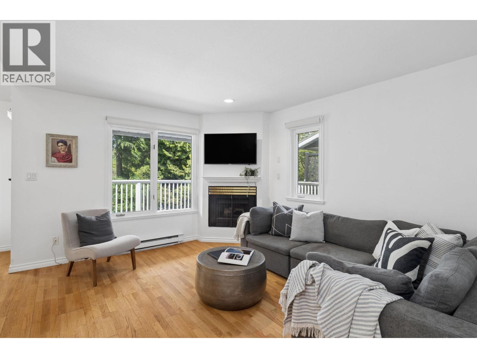 207 1518 Bowser Avenue, North Vancouver, British Columbia  V7P 2Y3 - Photo 11 - R3138863