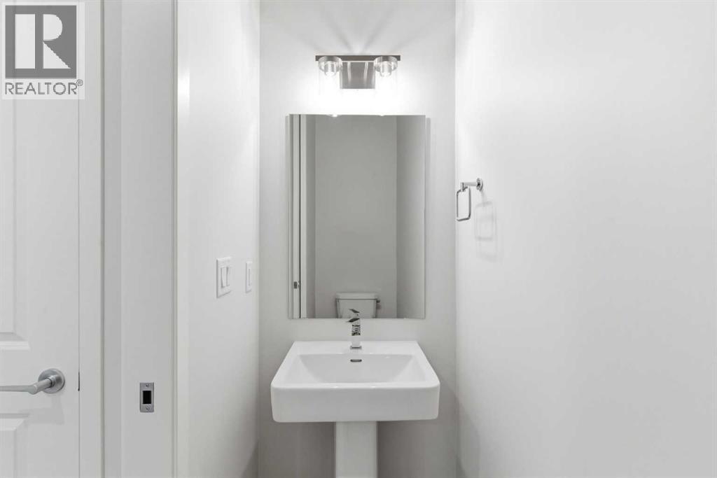 53 Snowberry Common SE, Calgary, Alberta  T3M 4H4 - Photo 21 - A2318953
