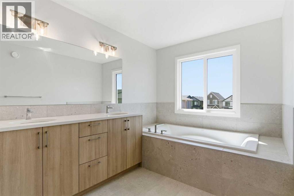 53 Snowberry Common SE, Calgary, Alberta  T3M 4H4 - Photo 28 - A2318953