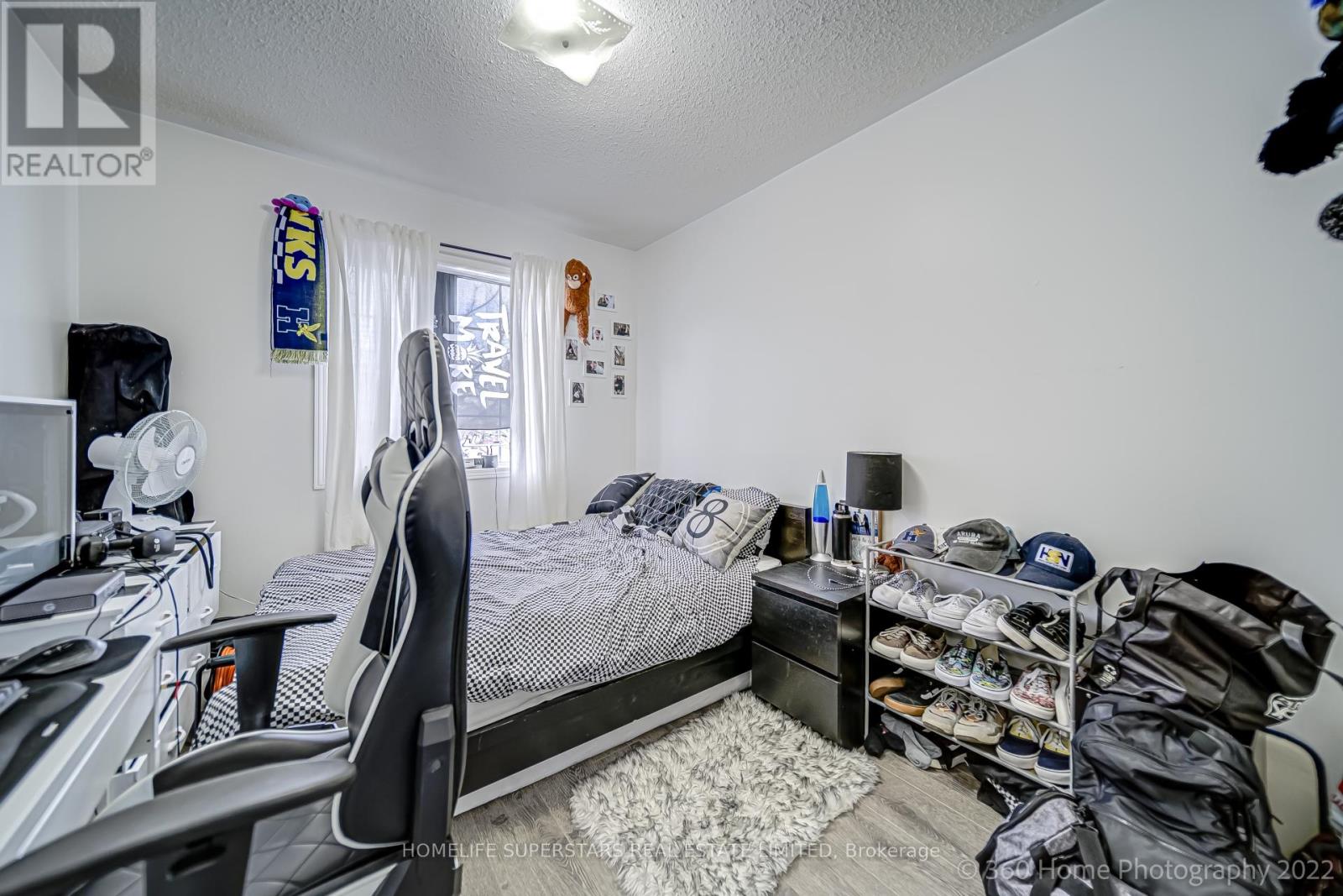 93 Mare Crescent, Toronto, Ontario  M9W 7E5 - Photo 16 - W13634042
