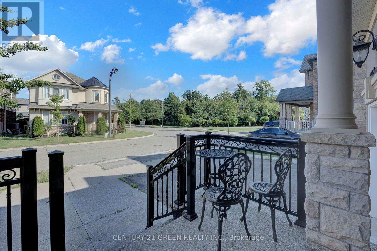 409 Coombs Court, Milton, Ontario  L9T 7N5 - Photo 5 - W13634052