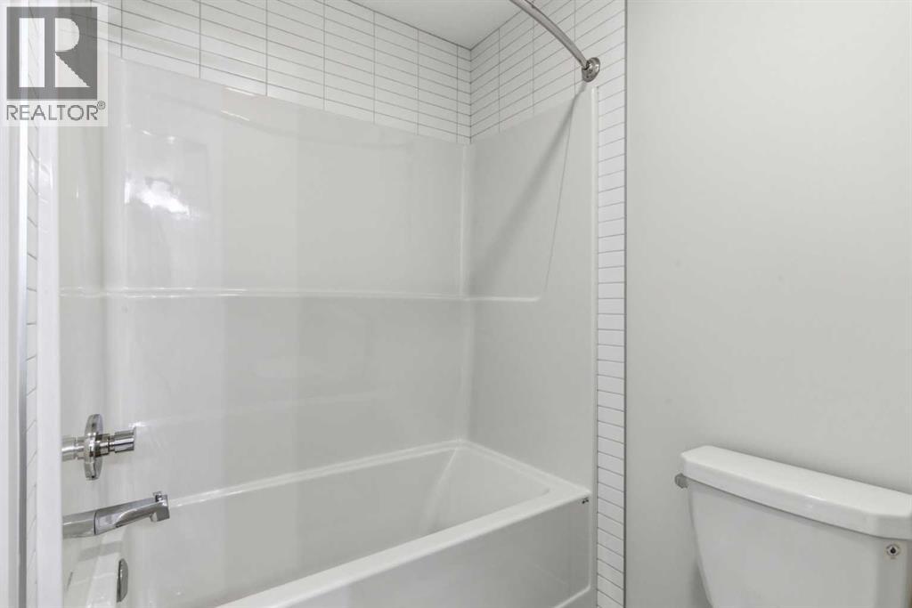 53 Snowberry Common SE, Calgary, Alberta  T3M 4H4 - Photo 40 - A2318953