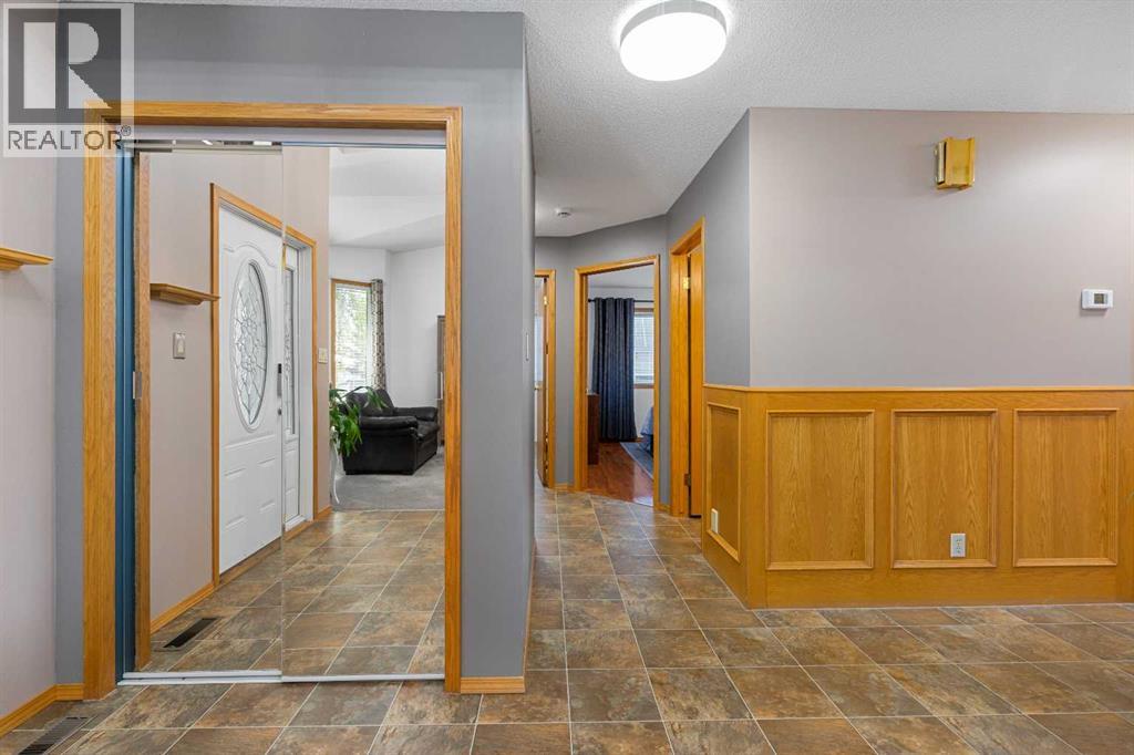 1114 Whitfield Avenue, Crossfield, Alberta  T0M 0S0 - Photo 7 - A2330352