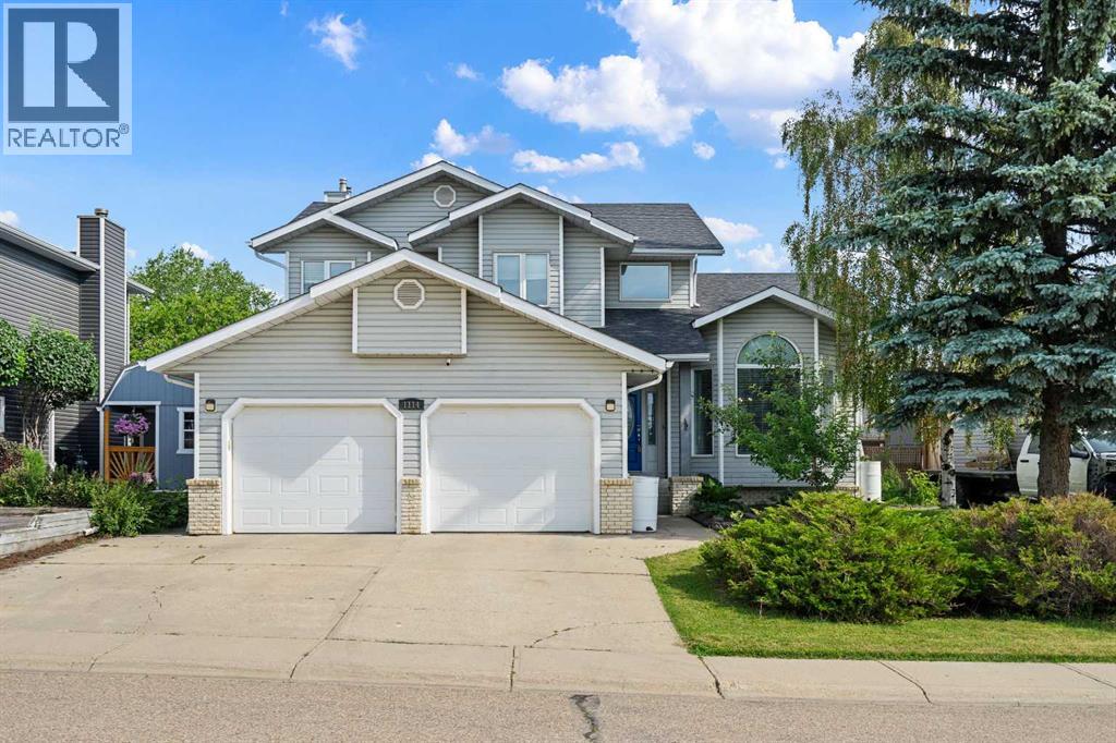 1114 Whitfield Avenue, Crossfield, Alberta