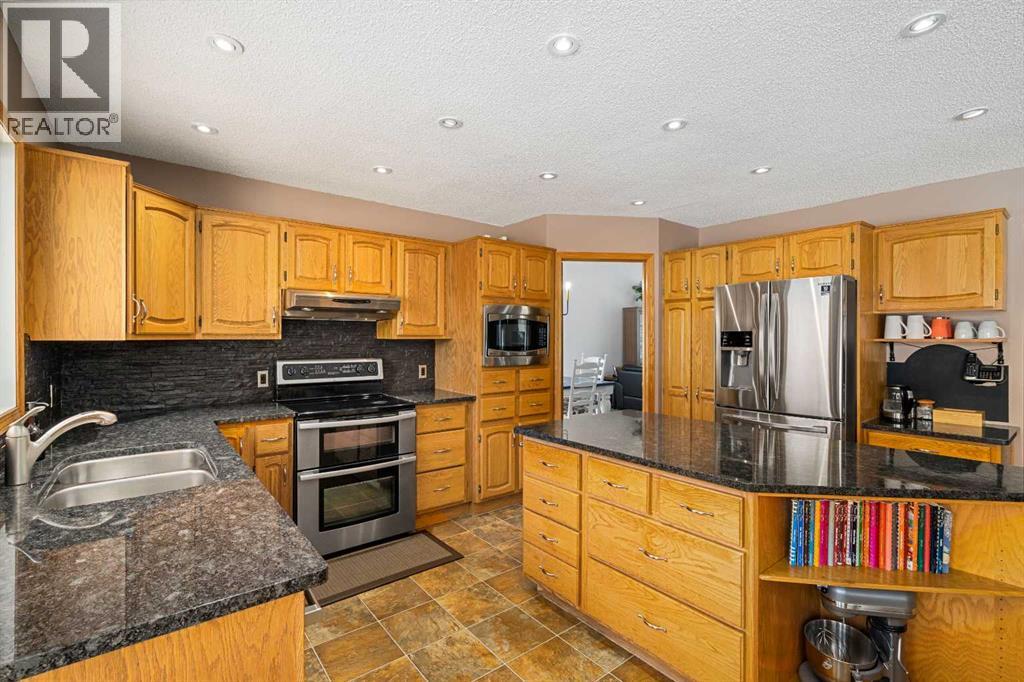 1114 Whitfield Avenue, Crossfield, Alberta  T0M 0S0 - Photo 16 - A2330352