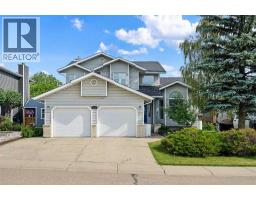 1114 Whitfield Avenue, Crossfield, Alberta