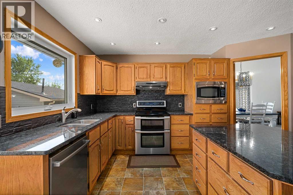 1114 Whitfield Avenue, Crossfield, Alberta  T0M 0S0 - Photo 15 - A2330352