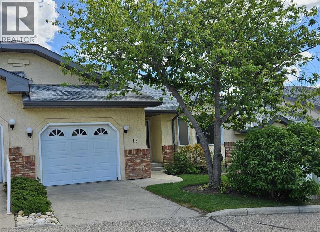 16 Edenwold Green NW, Calgary, Alberta