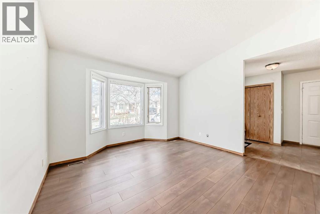 16 Edenwold Green NW, Calgary, Alberta T3A 5B8 - Photo 8 - A2333321