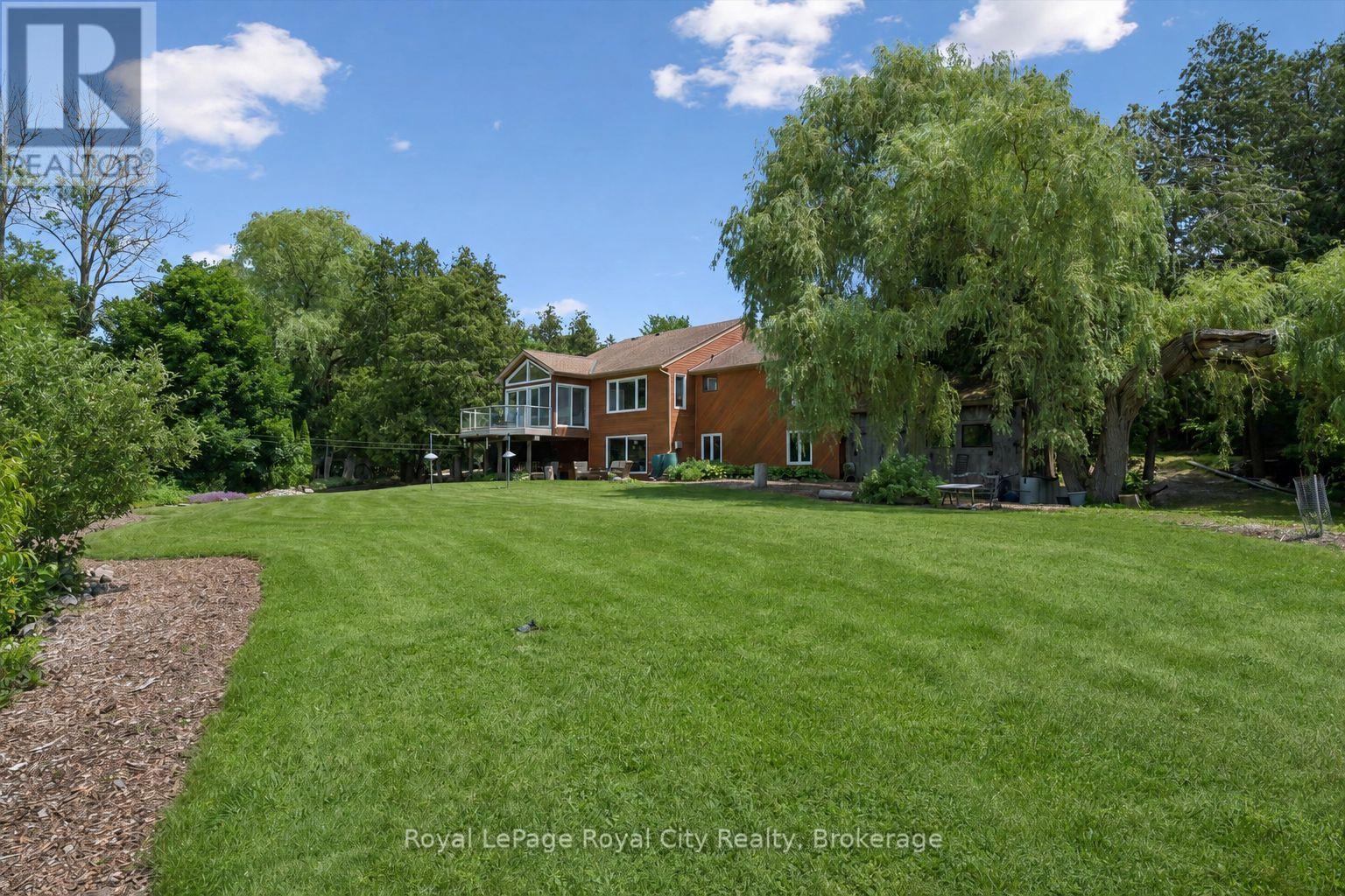 8060 Wellington 18 Road, Centre Wellington, Ontario  N1M 2W5 - Photo 46 - X13588076
