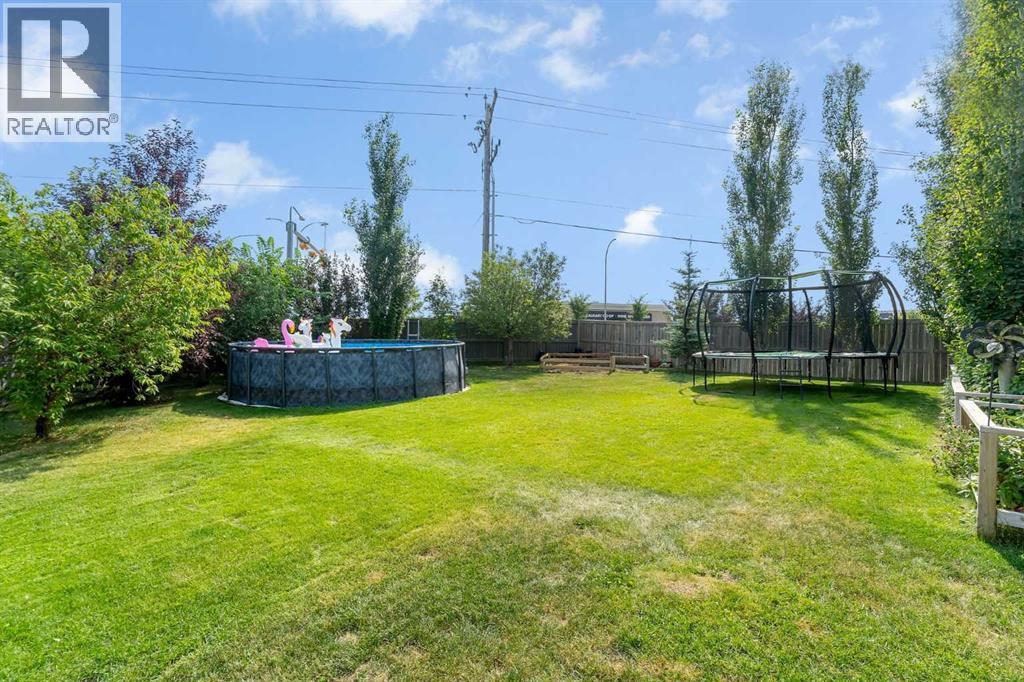 134 Channelside Cove SW, Airdrie, Alberta  T4B 3J1 - Photo 3 - A2332776