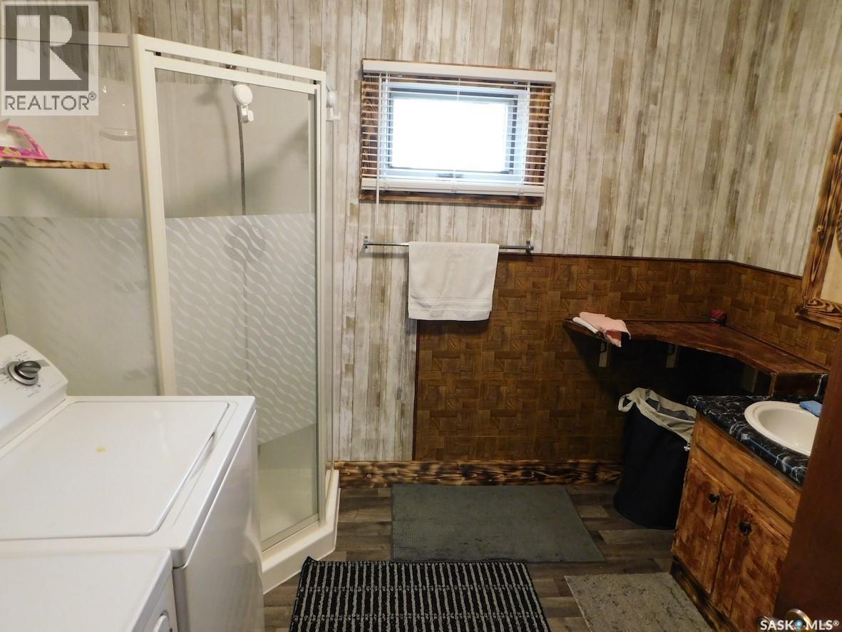 40 Edouard Beaupre Street, Willow Bunch, Saskatchewan  S0H 4K0 - Photo 11 - SK044430