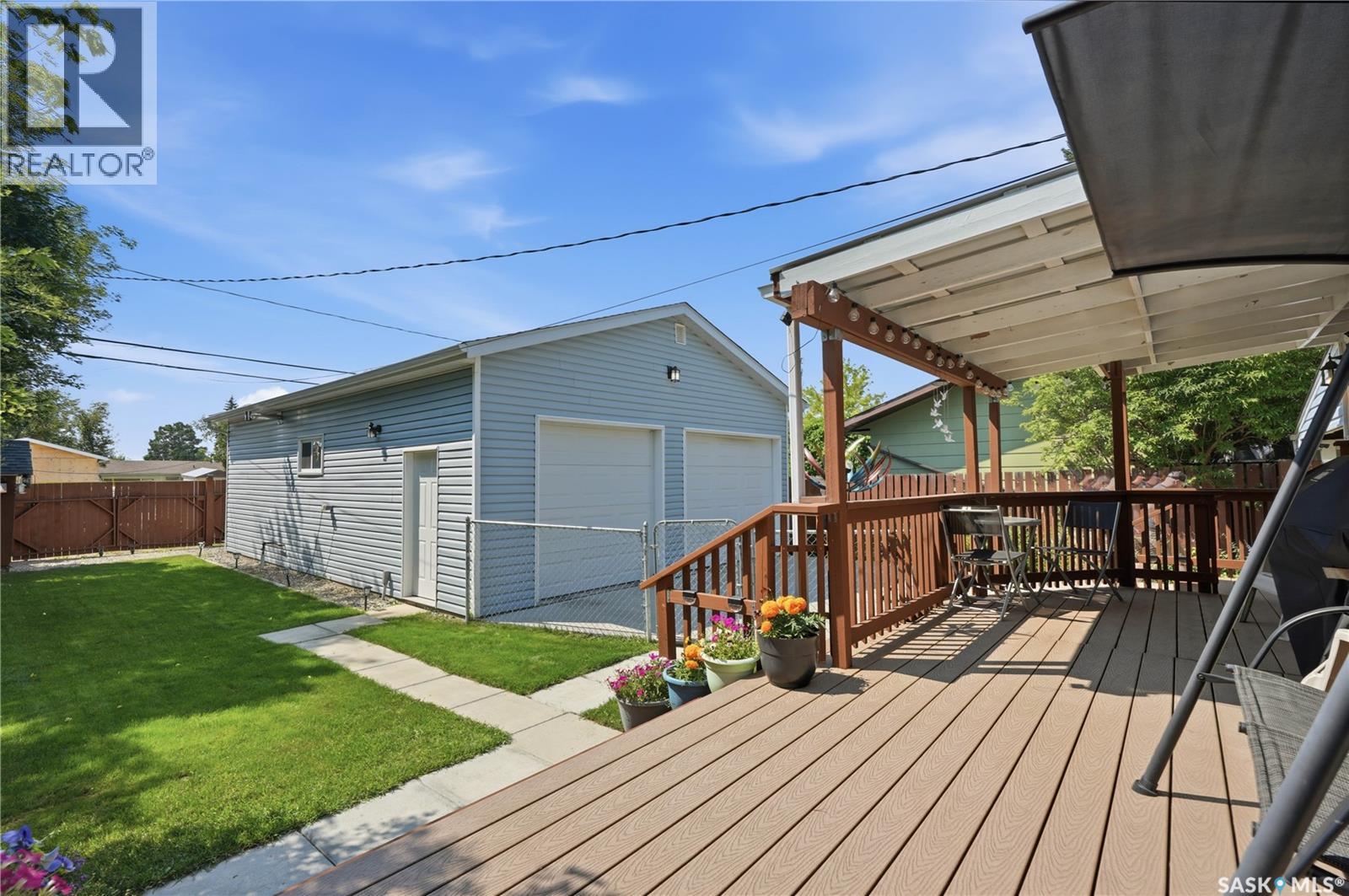 316 1st Street E, Langham, Saskatchewan  S0K 2L0 - Photo 49 - SK044381
