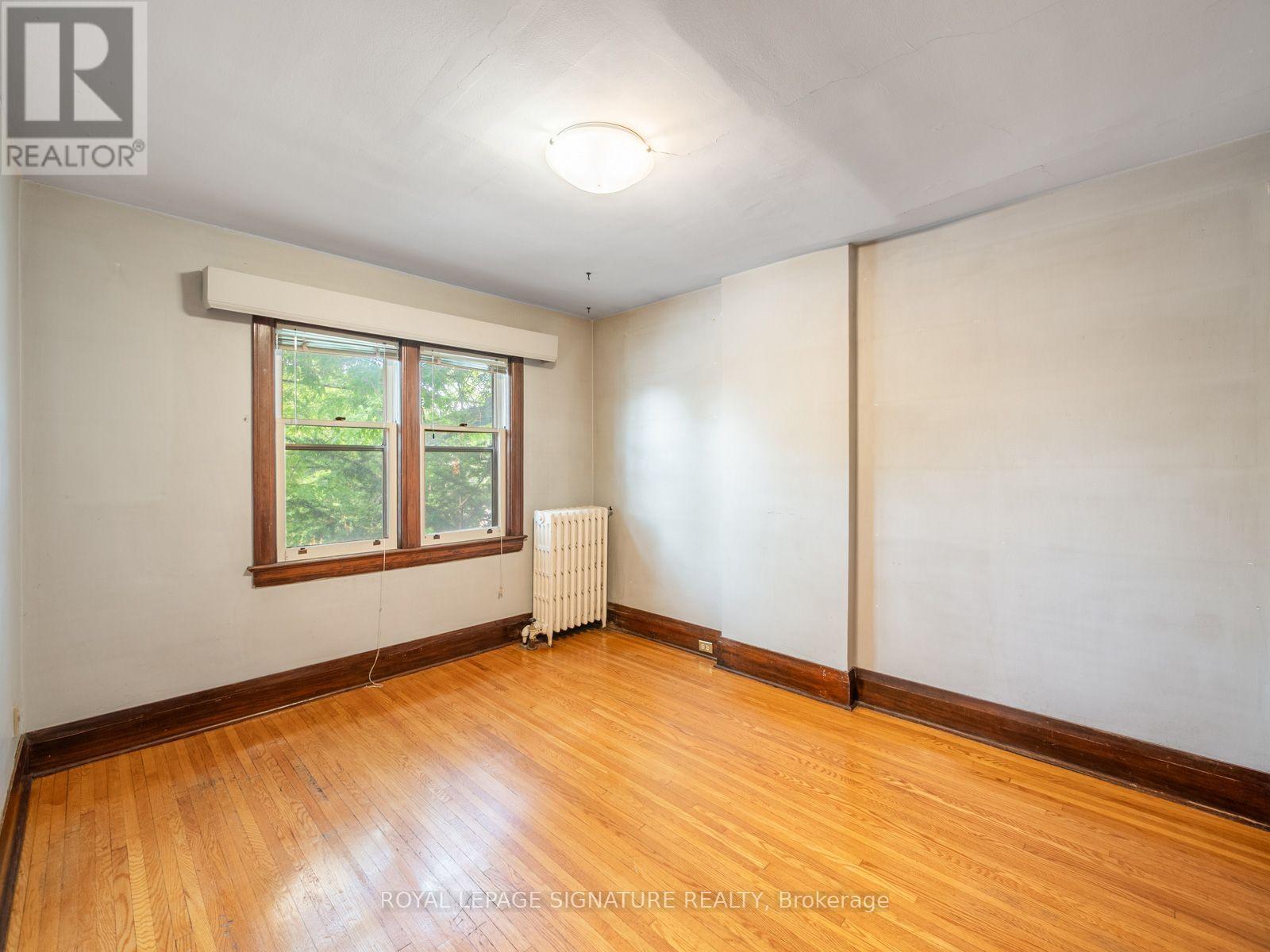 511 Donlands Avenue, Toronto, Ontario  M4J 3S4 - Photo 24 - E13587830