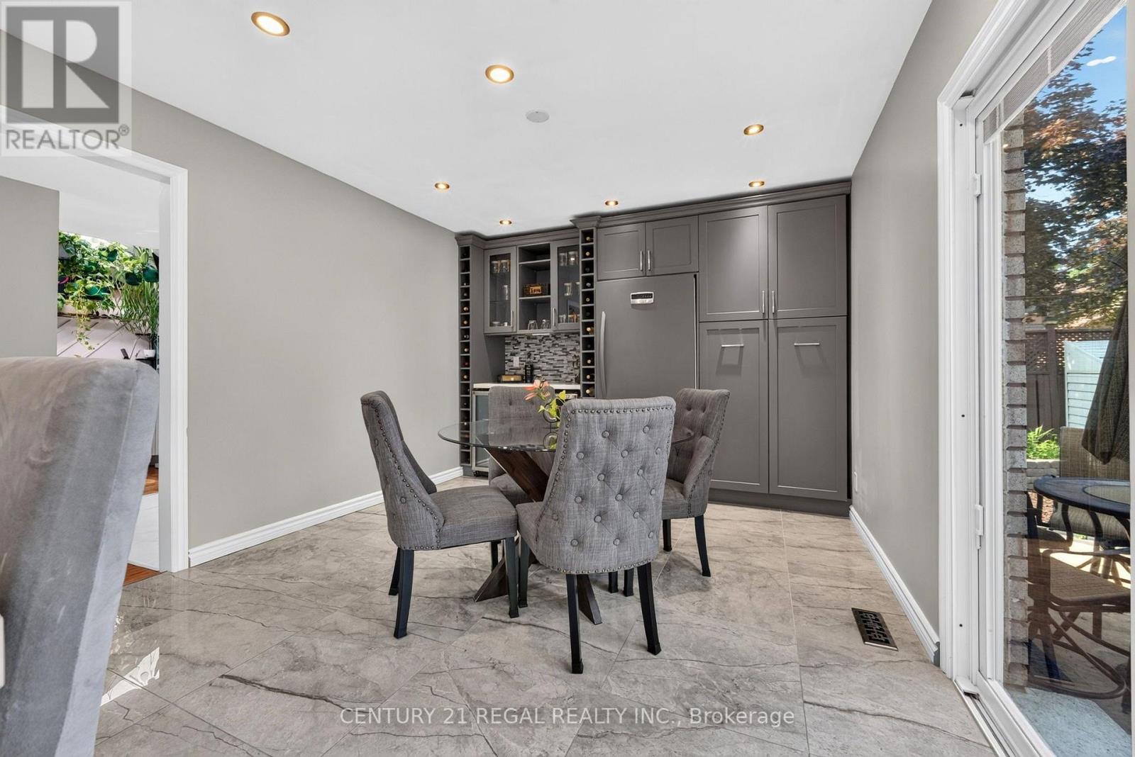 481 Camelot Drive W, Oshawa, Ontario  L1K 1M5 - Photo 10 - E13607430