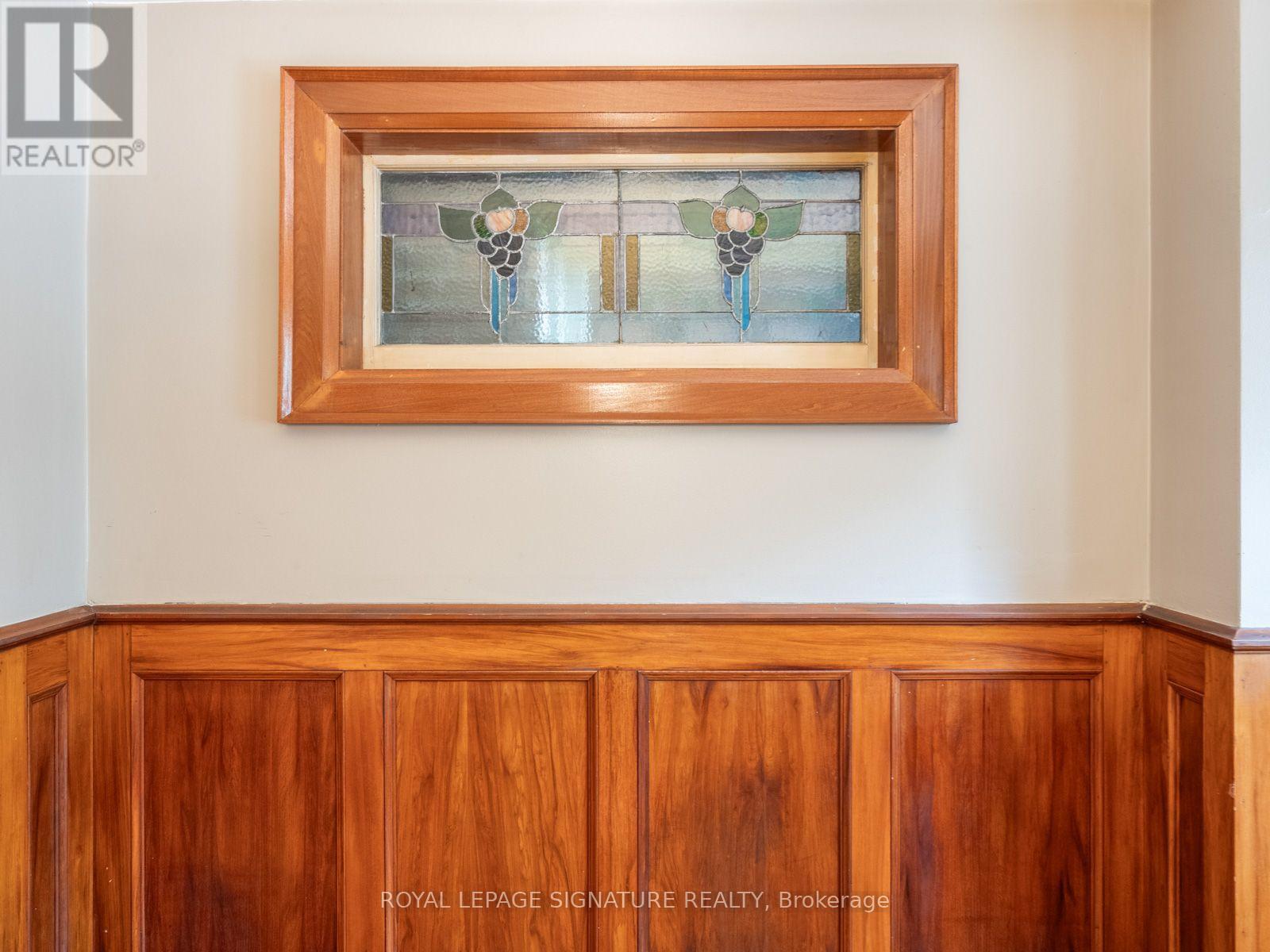 511 Donlands Avenue, Toronto, Ontario  M4J 3S4 - Photo 7 - E13587830
