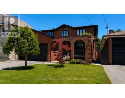 65 FOCH AVENUE, Toronto, Ontario