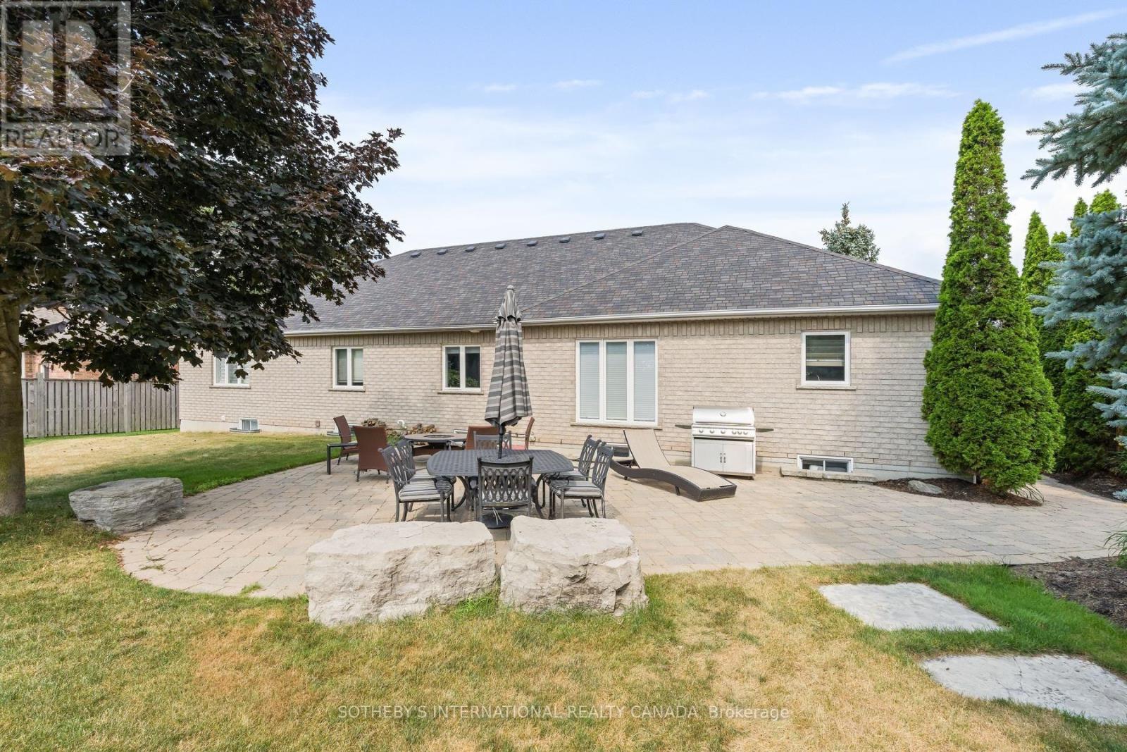 159 Delarmbro Drive, Erin, Ontario  N0B 1T0 - Photo 34 - X12945718