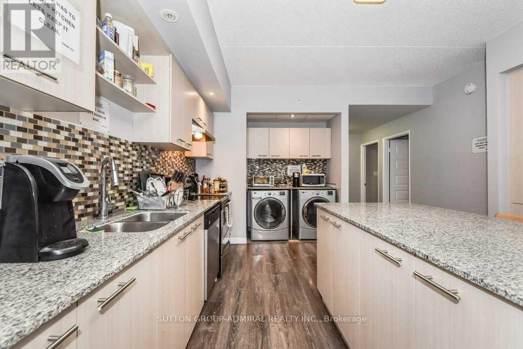 506 - 8 Hickory Street W, Waterloo, Ontario  N2L 3H6 - Photo 3 - X13569574