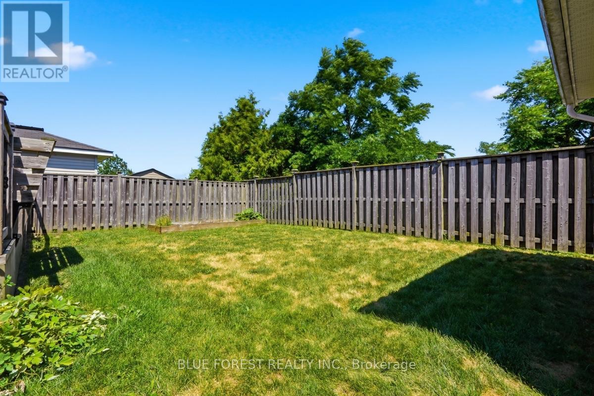 1506 Chelton Place, London South, Ontario  N6M 1M2 - Photo 4 - X13634190