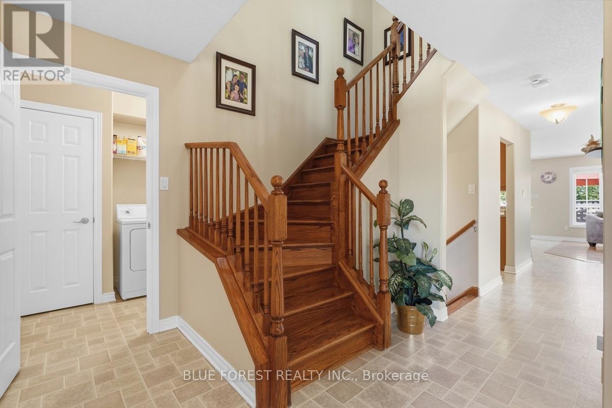 1506 Chelton Place, London South, Ontario  N6M 1M2 - Photo 9 - X13634190