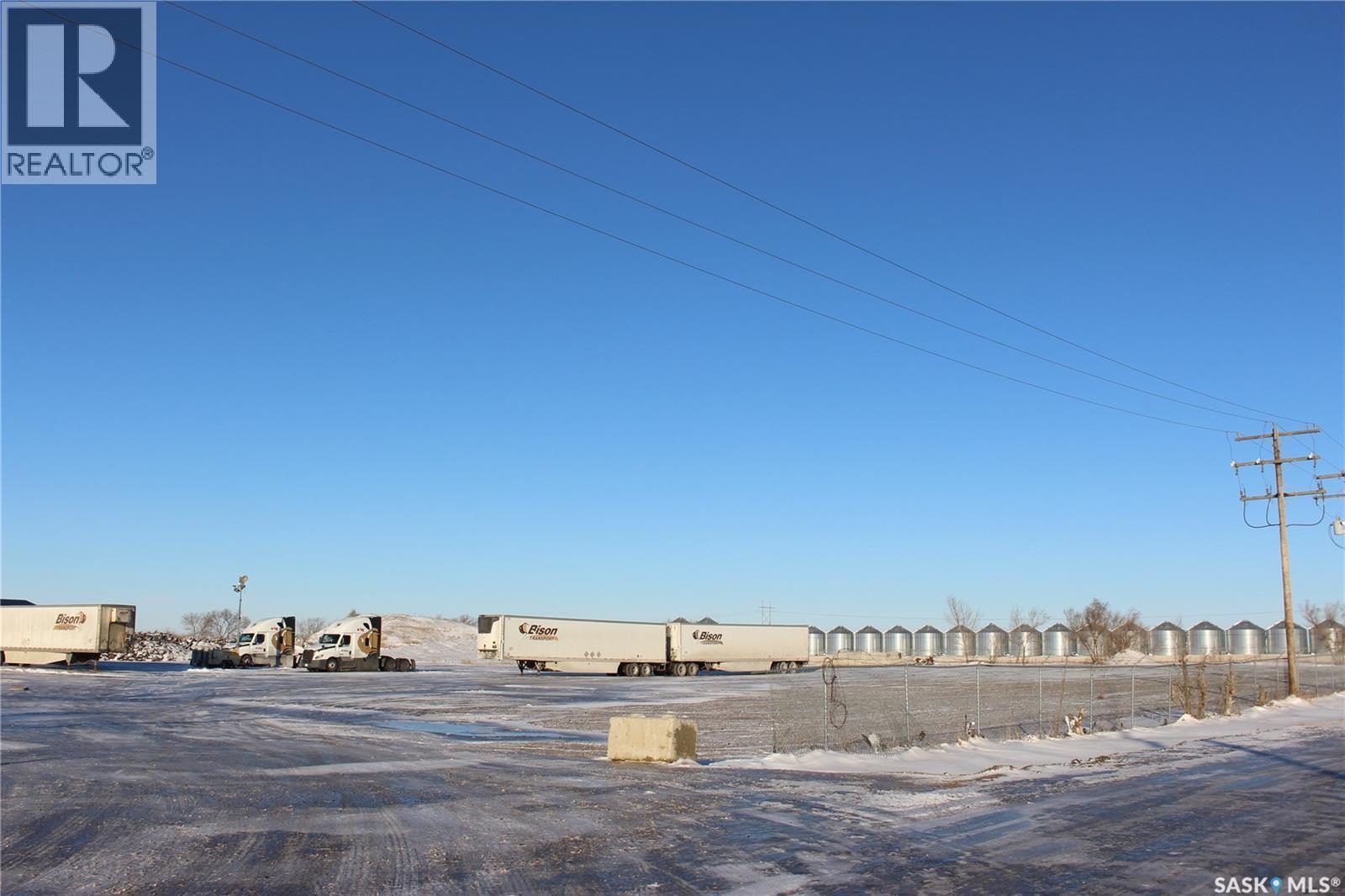 2020 Norwood Avenue, Moose Jaw, Saskatchewan  S6J 1E7 - Photo 9 - SK025804