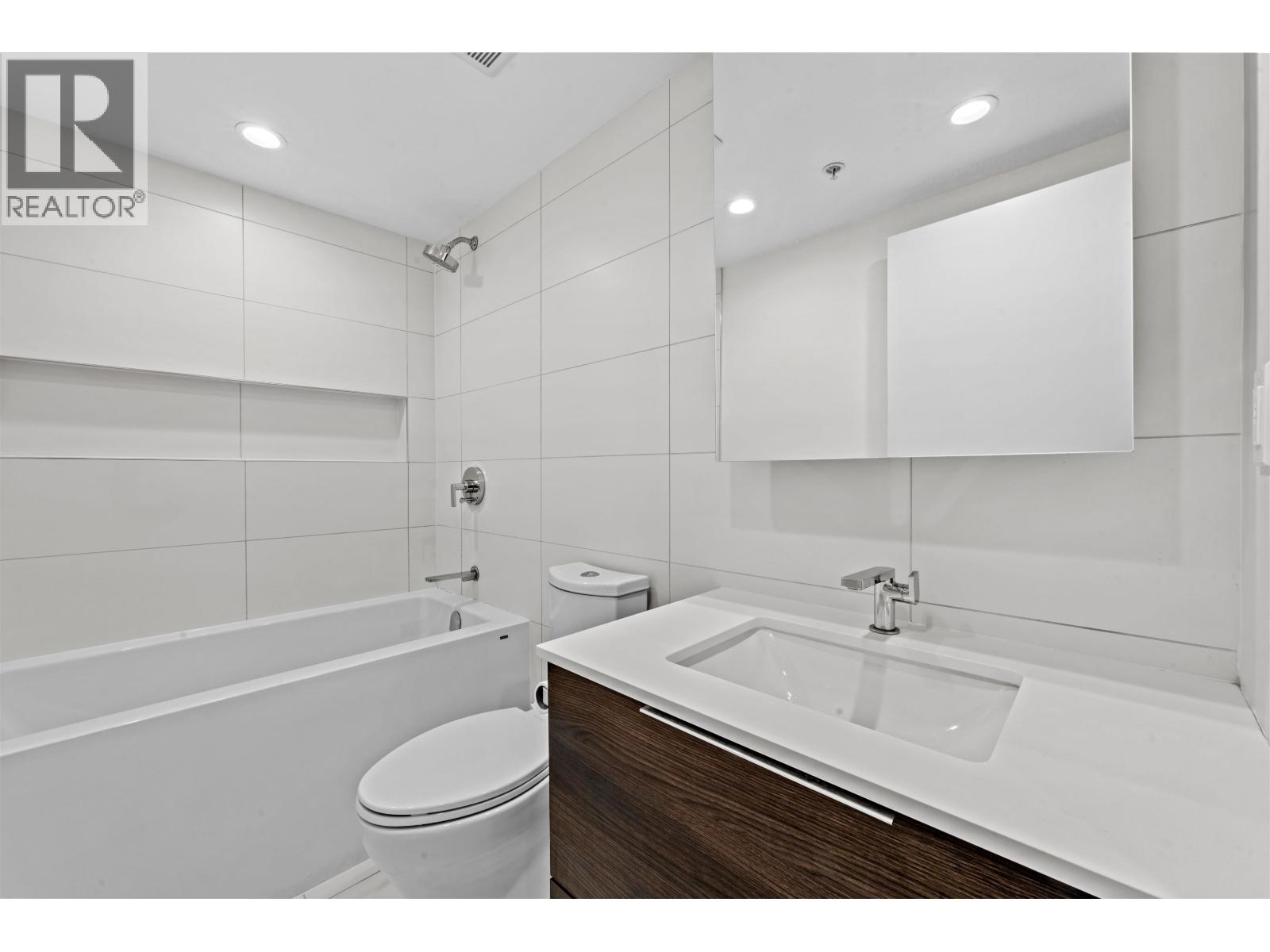 1301 450 Westview Street, Coquitlam, British Columbia  V3K 6C3 - Photo 9 - R3151231