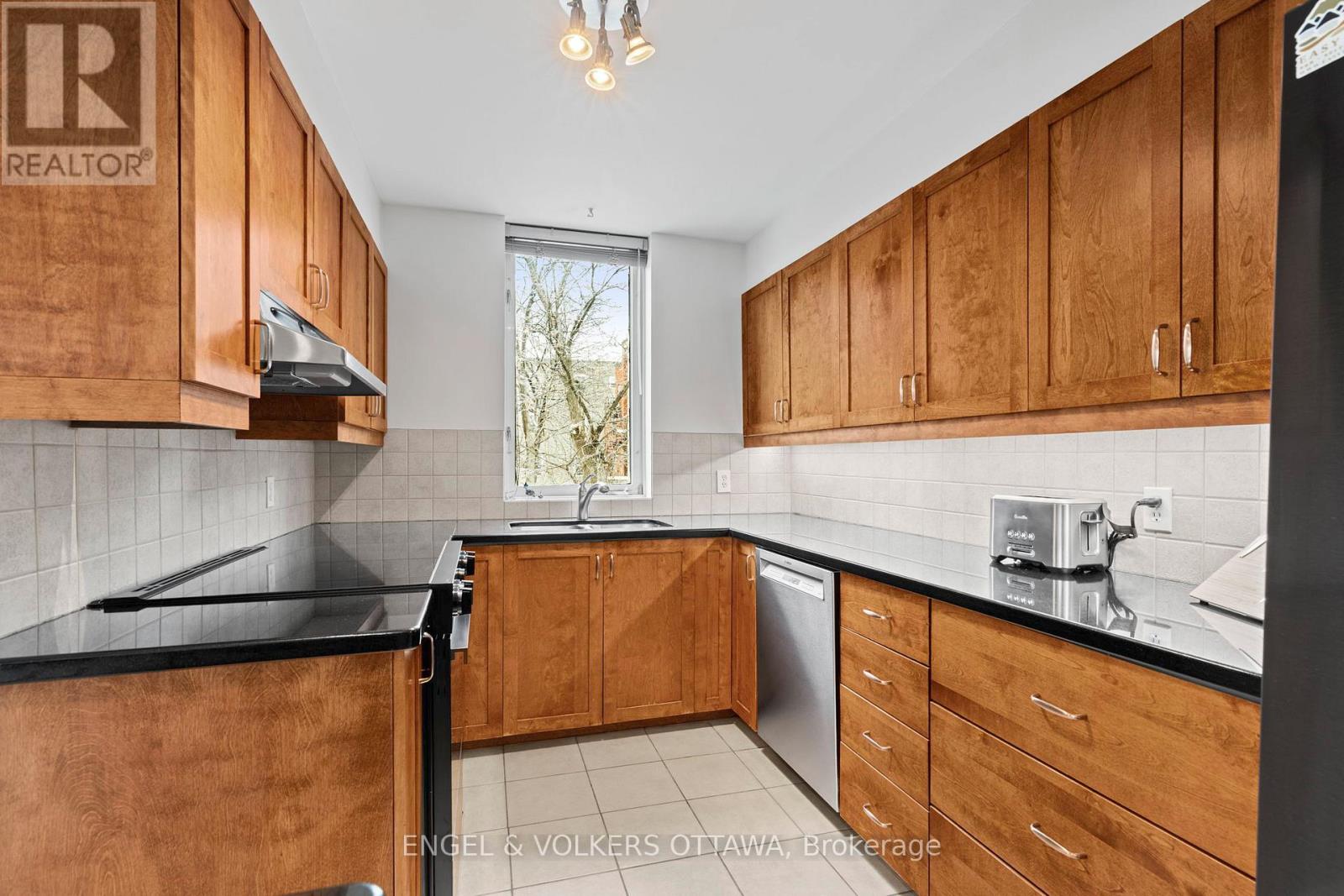 207 - 10 Main Street, Ottawa, Ontario K1S 1M9 - Photo 12 - X13634184