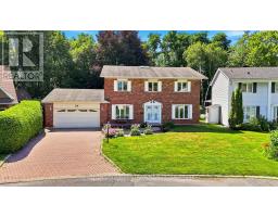 29 CHESSWOOD COURT, Ottawa, Ontario