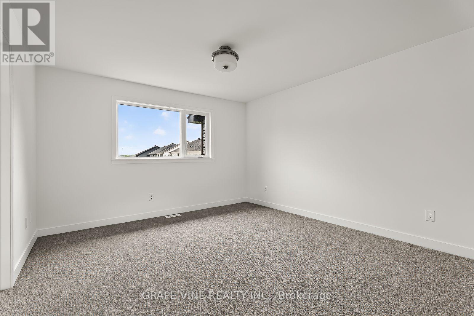 239 Monticello Avenue, Ottawa, Ontario K2S 2R8 - Photo 18 - X13634236
