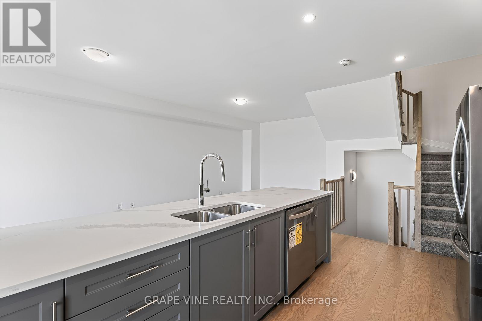582 Arbia Ridge, Ottawa, Ontario K2S 2S4 - Photo 18 - X13634254