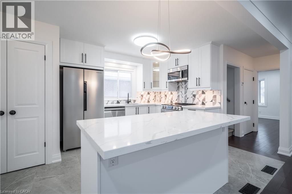 356 EAST 17TH Street Unit# Upper, Hamilton, Ontario