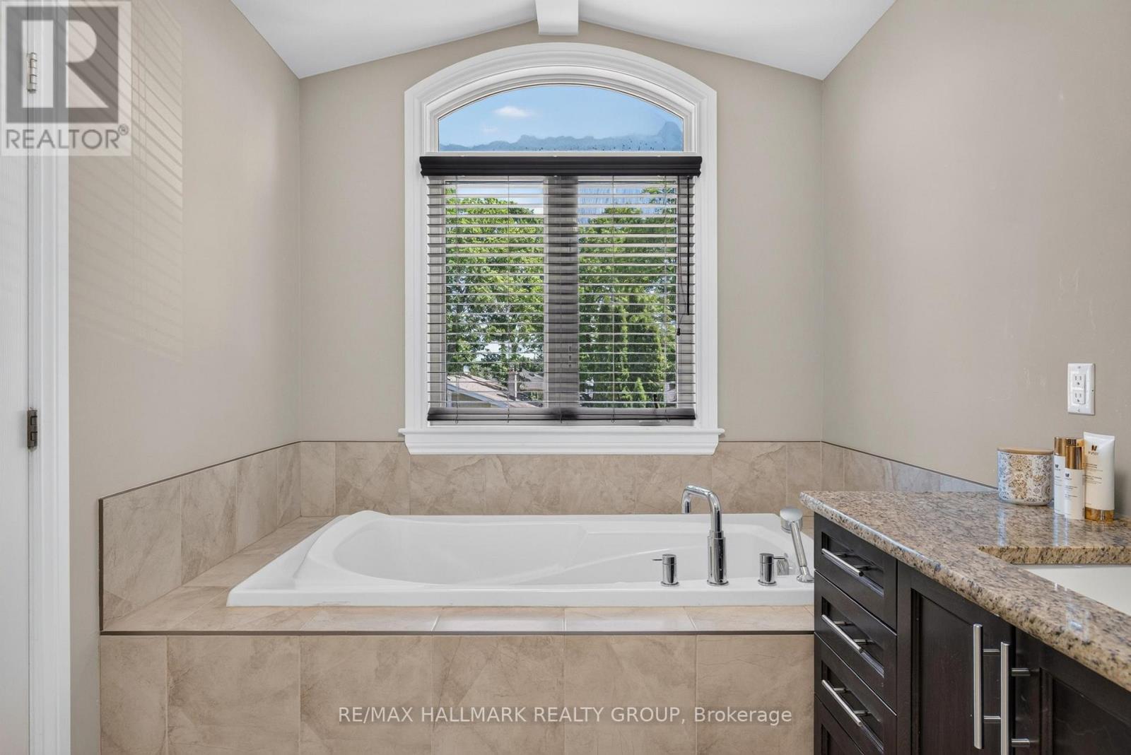 856 Norton Avenue, Ottawa, Ontario K2B 5P6 - Photo 19 - X13634502