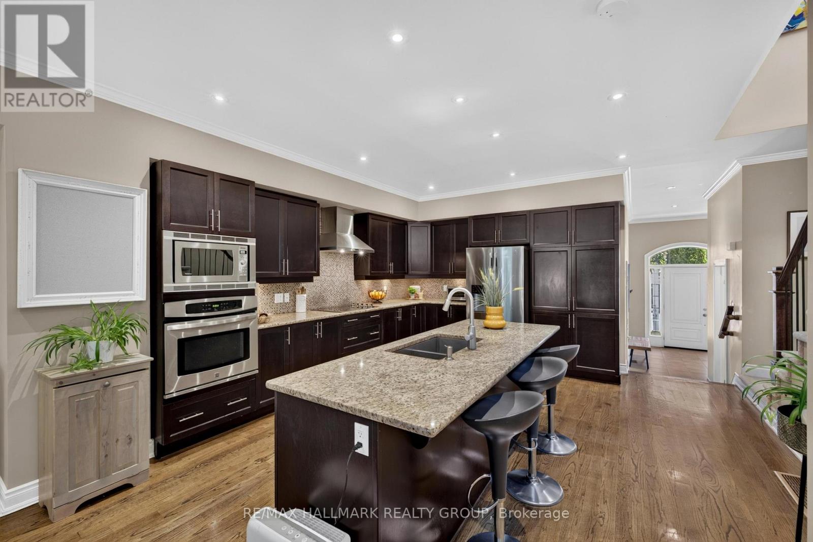 856 Norton Avenue, Ottawa, Ontario K2B 5P6 - Photo 5 - X13634502