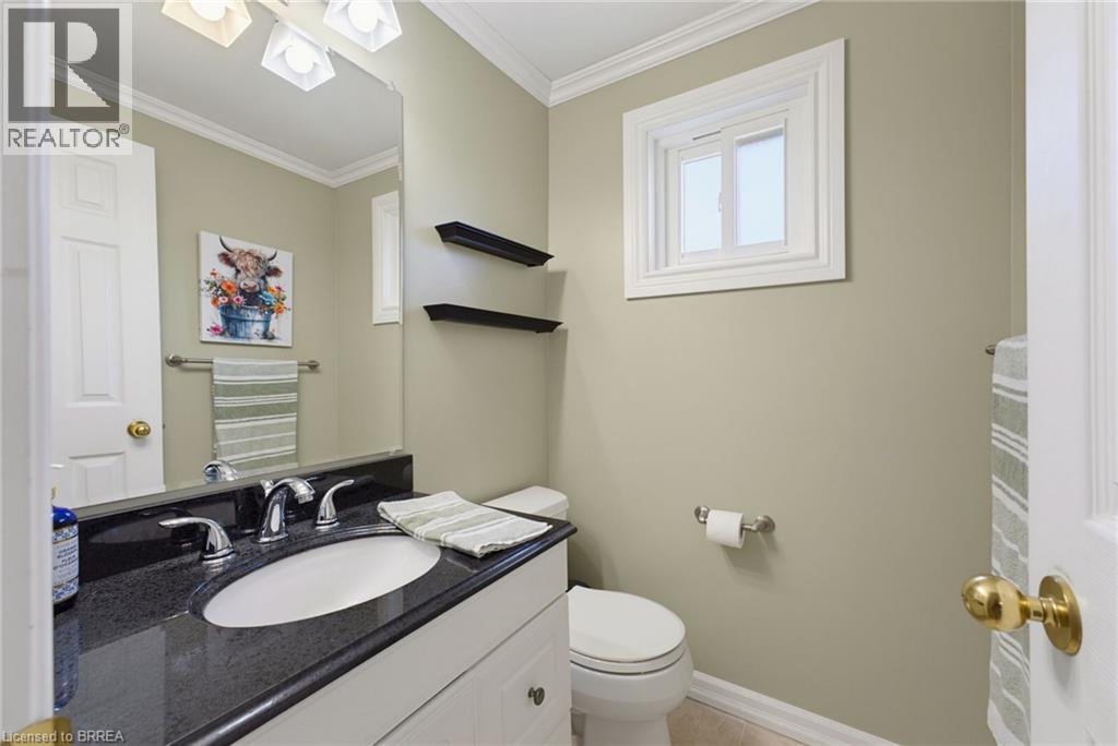 93 Winding Way, Brantford, Ontario  N3R 6A4 - Photo 13 - 40851451