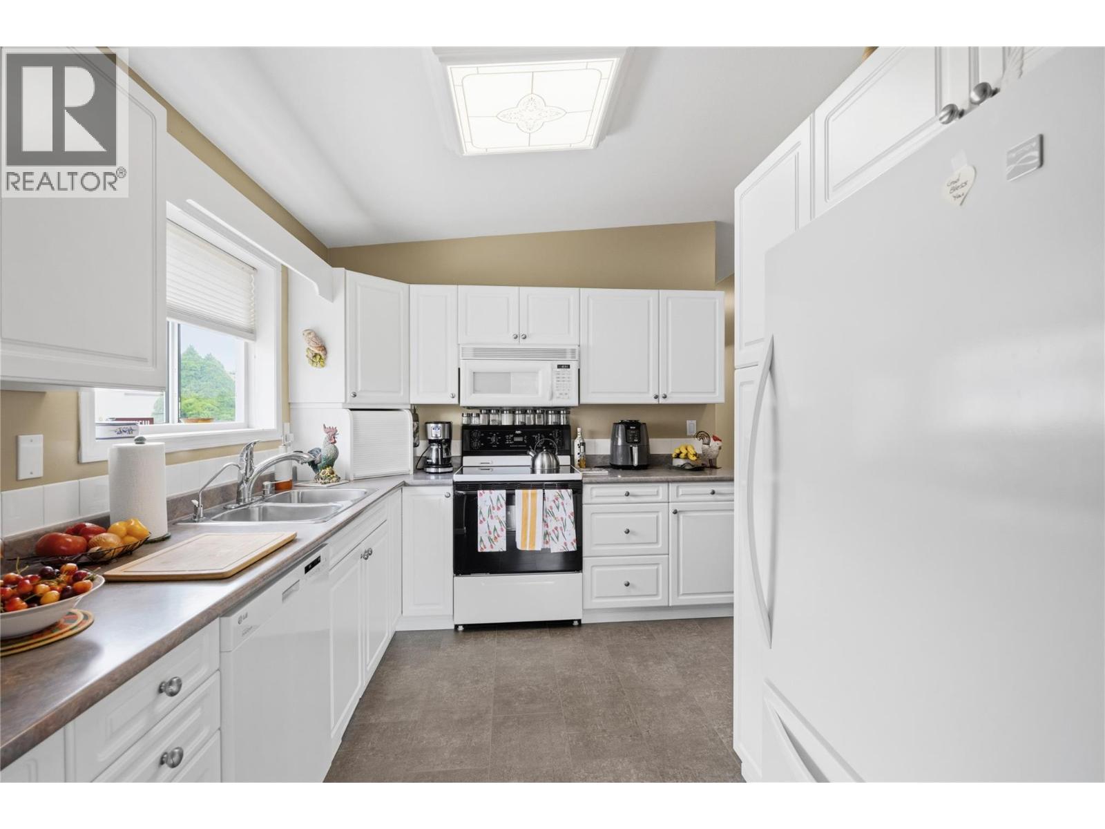 9400 115th Street Unit# 14 Osoyoos Photo 17