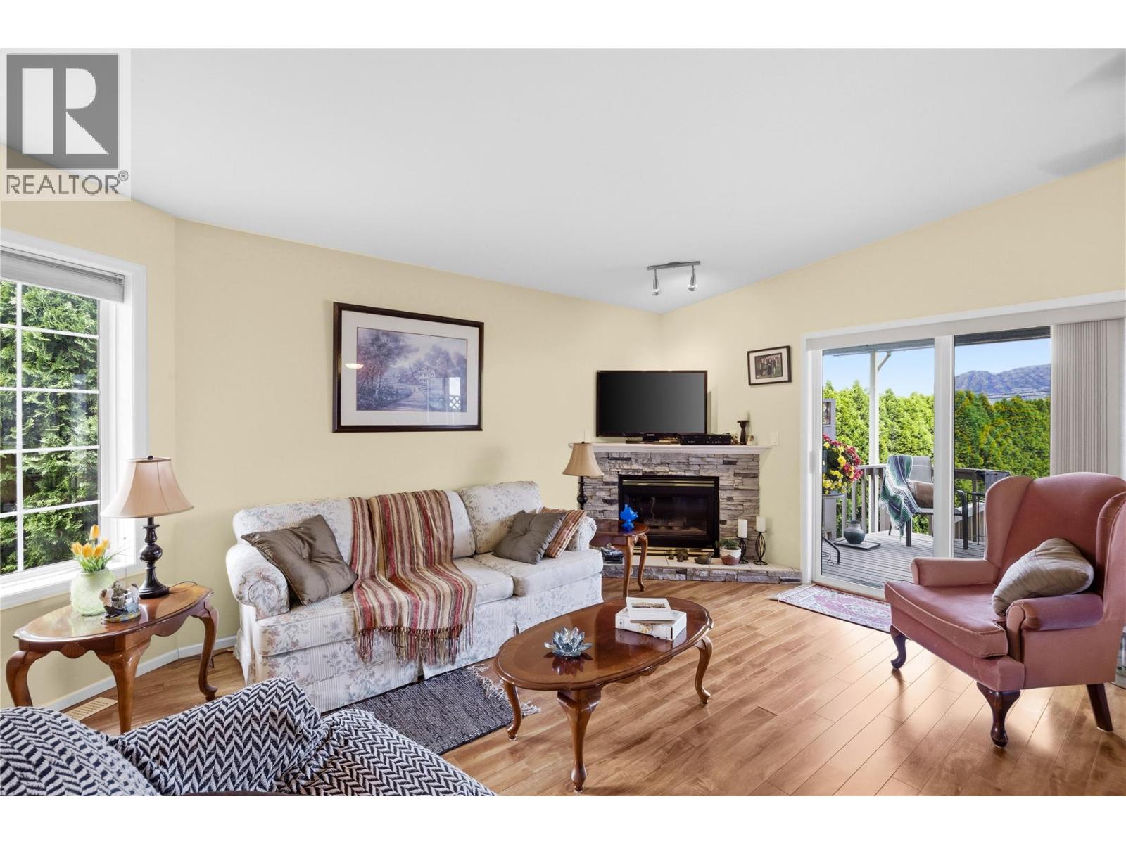 9400 115th Street Unit# 14 Osoyoos Photo 3