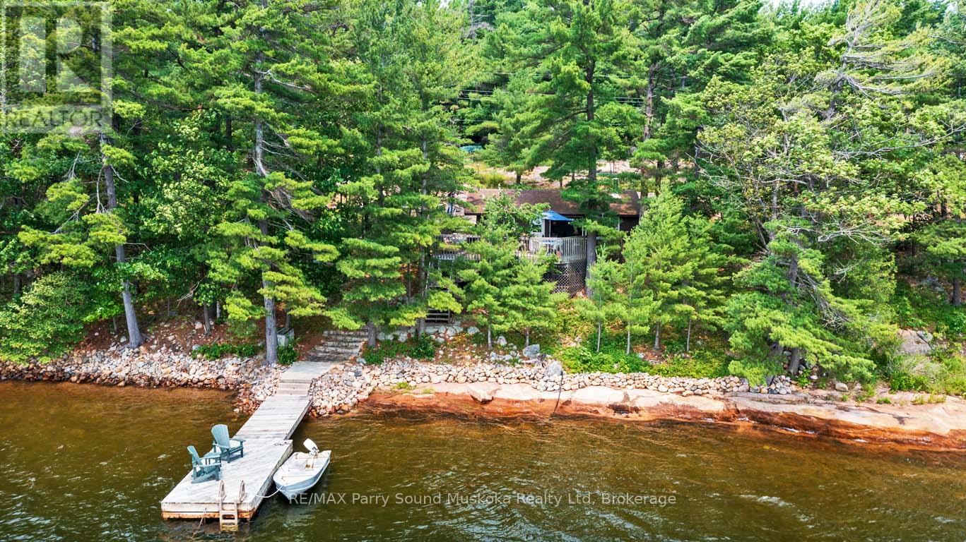 231 BLIND BAY COTTAGERS ROAD, Carling, Ontario