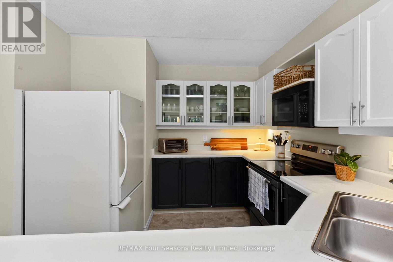 13 - 44 Trott Boulevard, Collingwood, Ontario  L9Y 5B7 - Photo 18 - S13634516