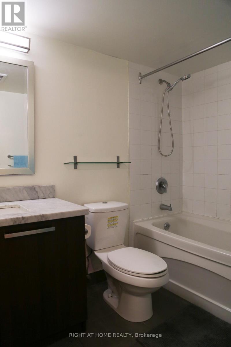 514 - 11 St Joseph Street, Toronto, Ontario  M4Y 3G4 - Photo 10 - C13634180