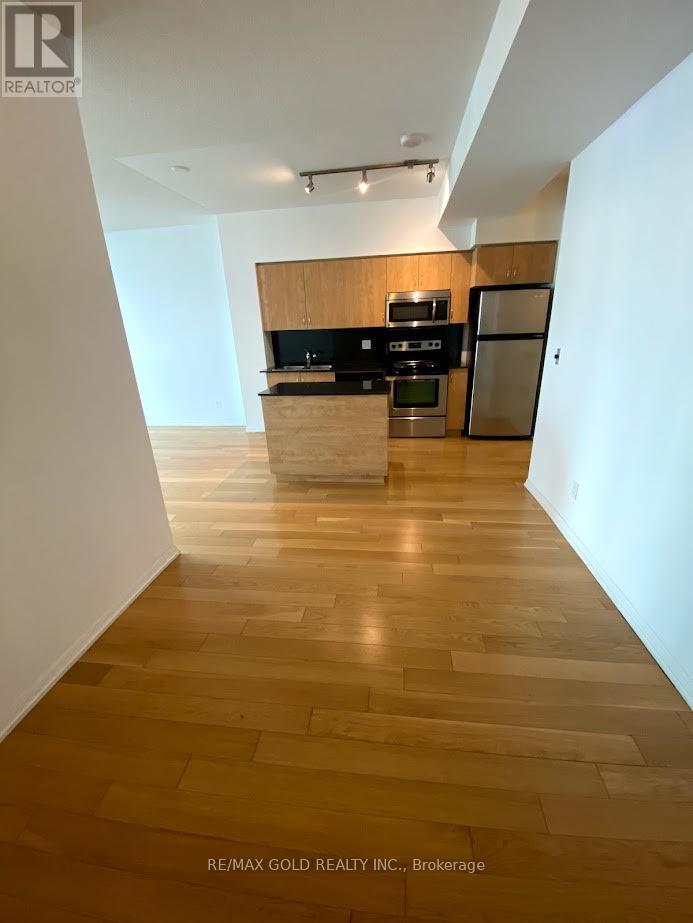 3201 - 215 Fort York Boulevard, Toronto, Ontario  M5V 4A2 - Photo 3 - C13634248