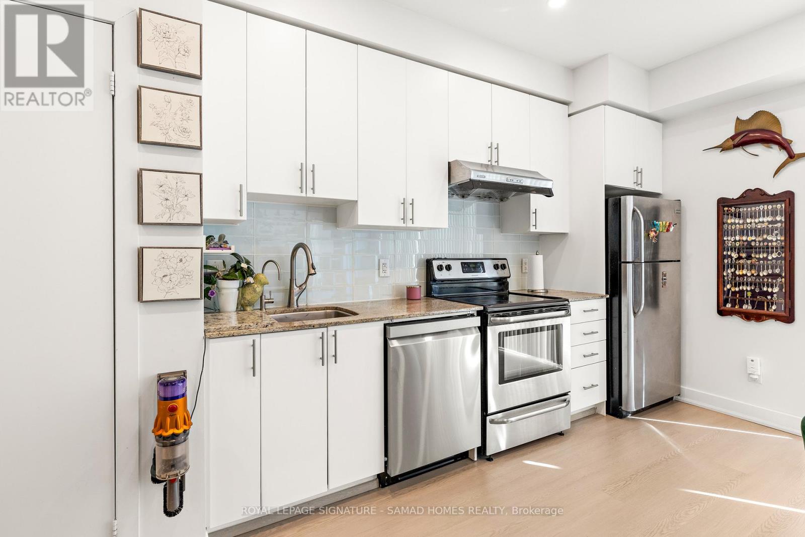 Ph2612 - 225 Sackville Street, Toronto, Ontario  M5A 0B9 - Photo 6 - C13634410
