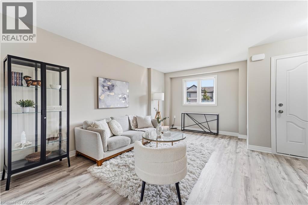 7768 Ascot Circle Unit# 5, Niagara Falls, Ontario  L2H 3P9 - Photo 6 - 40853112