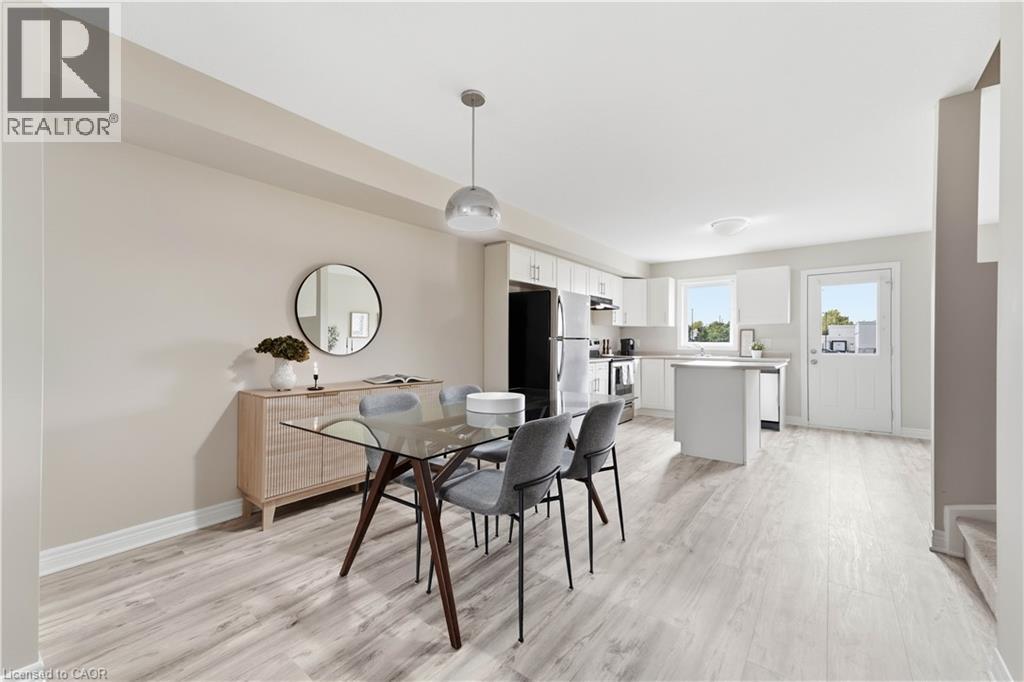 7768 Ascot Circle Unit# 5, Niagara Falls, Ontario  L2H 3P9 - Photo 7 - 40853112