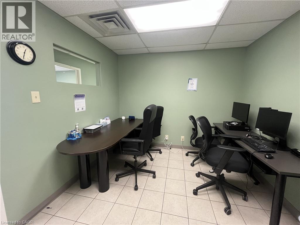 300 Victoria Street N Unit# 8, Kitchener, Ontario  N2H 6R9 - Photo 10 - 40853109